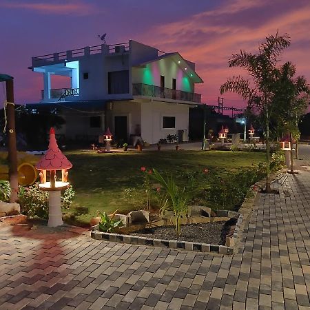 Houbara Resort 萨三吉尔 外观 照片